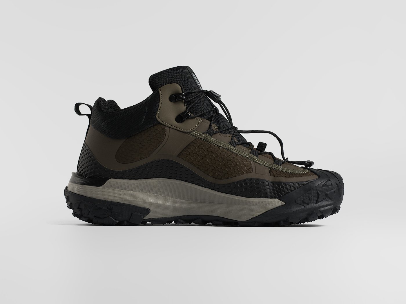Зимние кроссовки Nike ACG Mountain Fly Mid