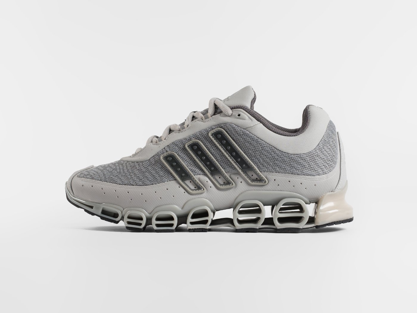 Кроссовки Adidas Megaride Pro