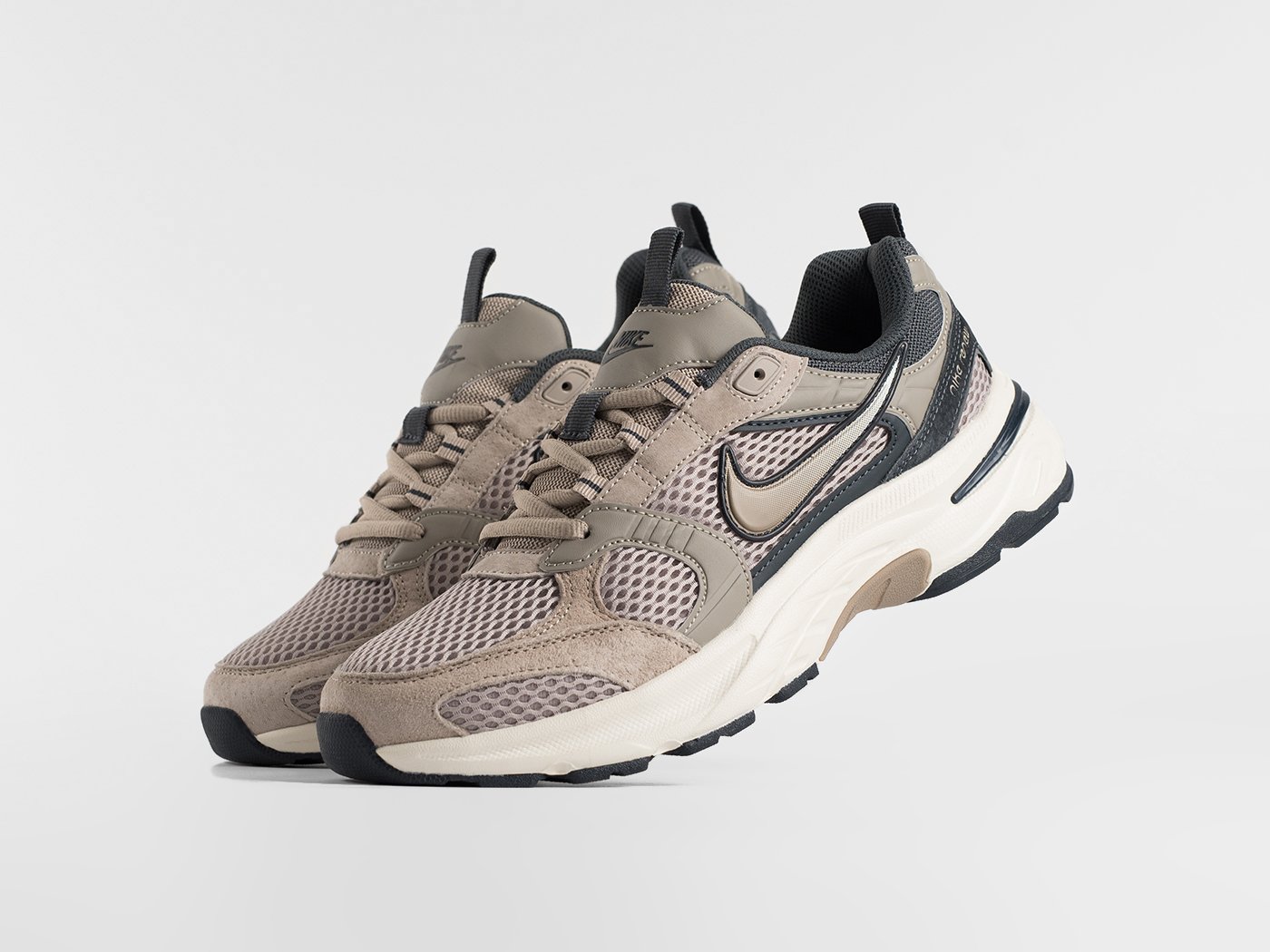 Кроссовки Nike