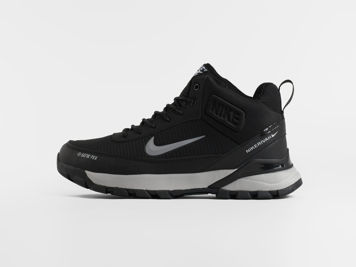 Зимние кроссовки Nike Rivah Mid