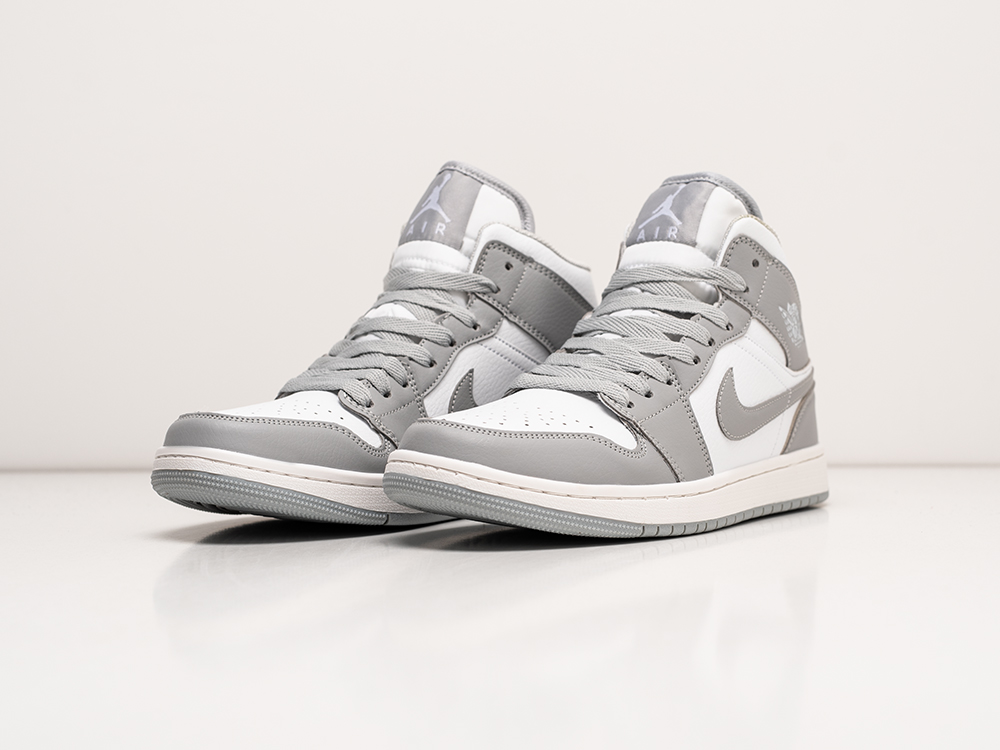 Кроссовки Nike Air Jordan 1 Mid Кроссовки Nike Air Jordan 1 Mid