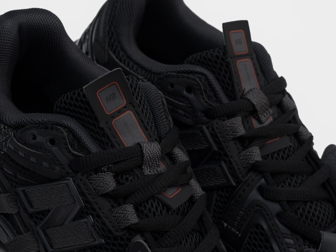 Кроссовки New Balance 1906A