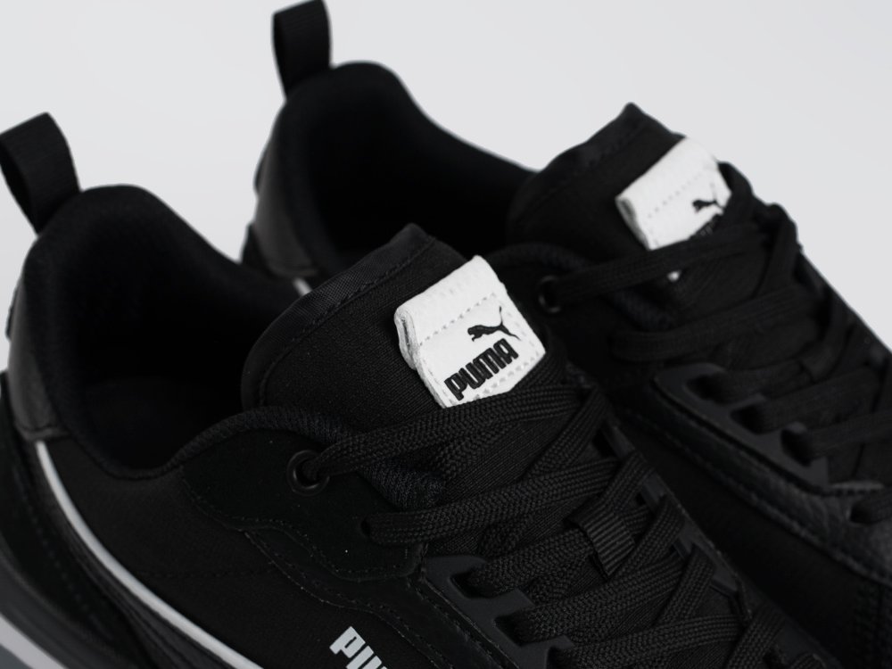 Кроссовки Puma R22