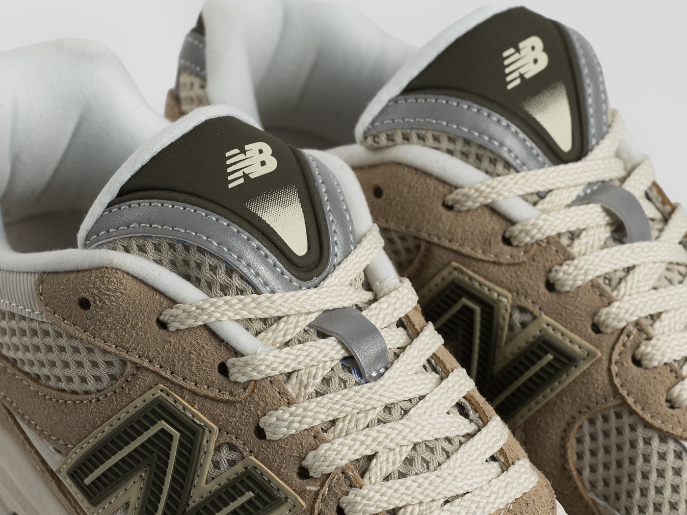 Кроссовки New Balance 2010