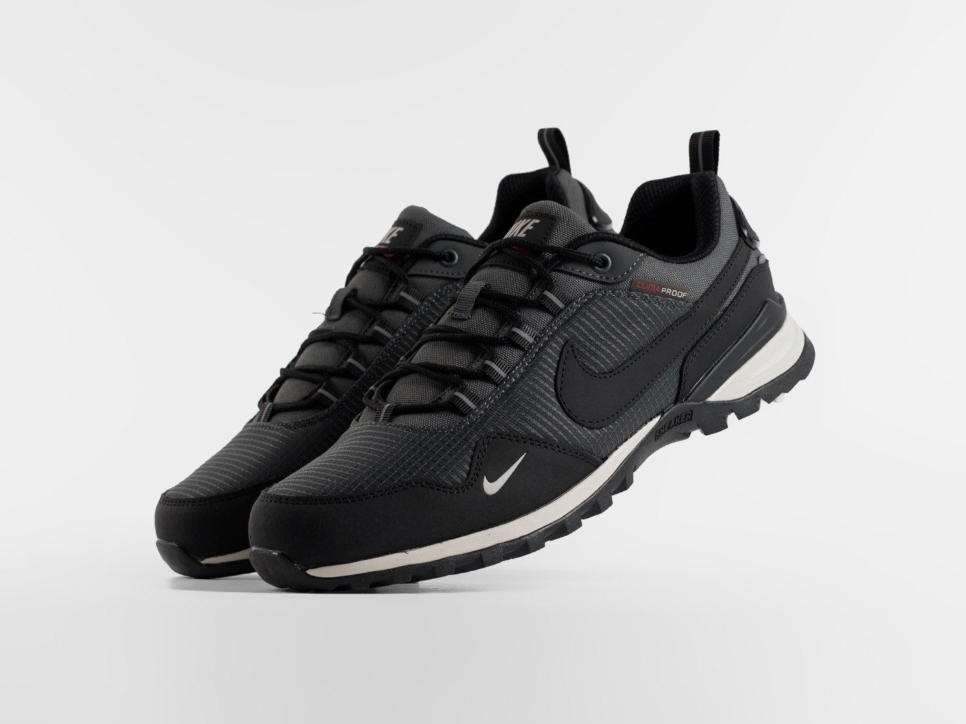 Кроссовки Nike