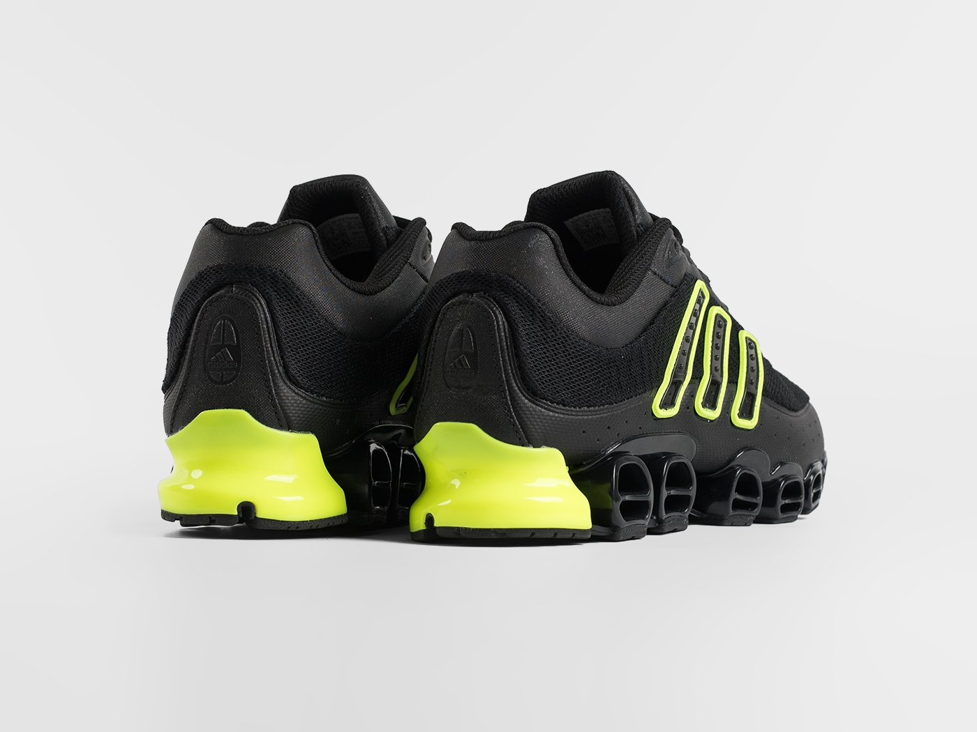 Кроссовки Adidas Megaride Pro