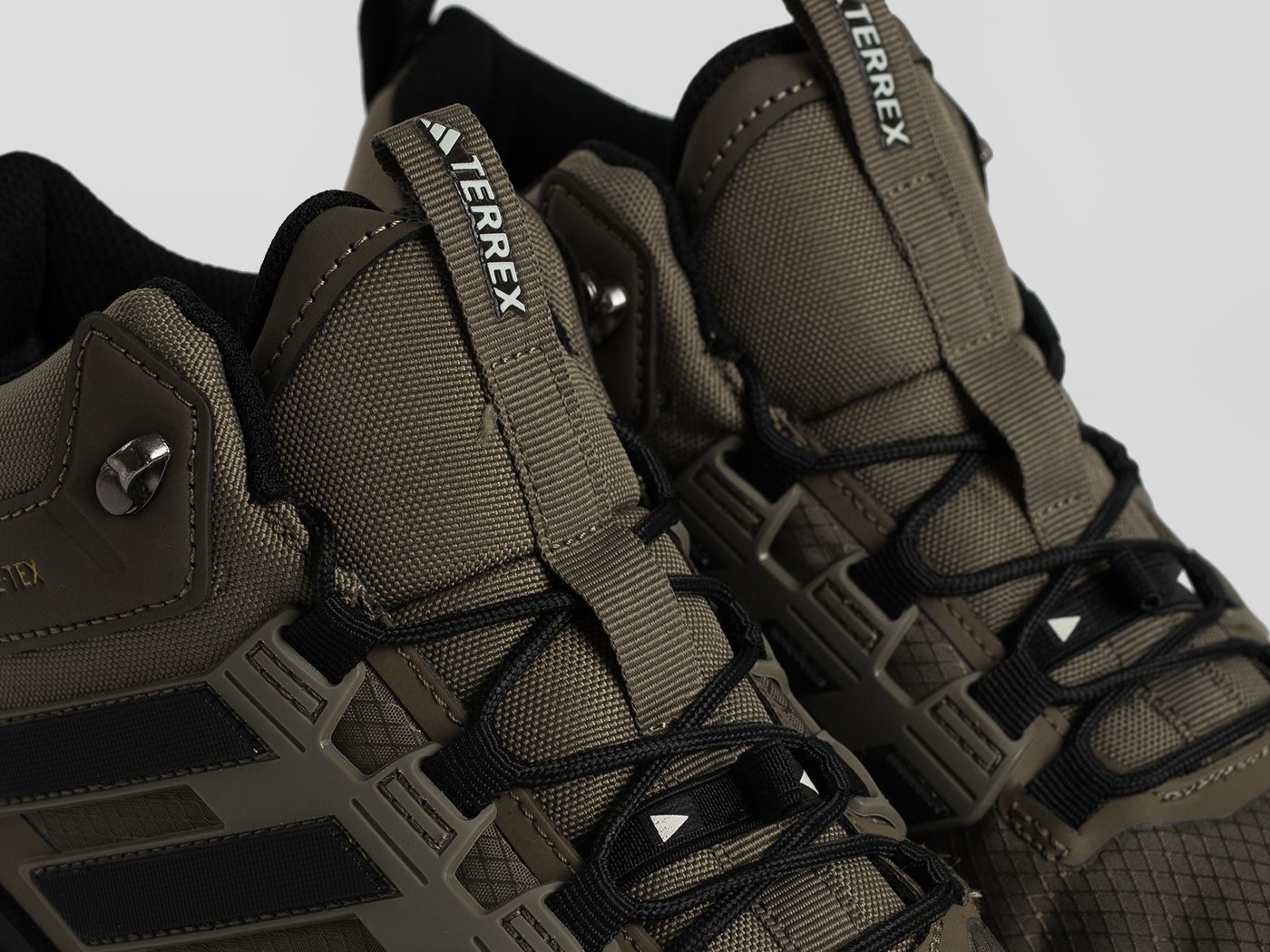 Зимние Кроссовки Adidas Terrex AX4 Mid