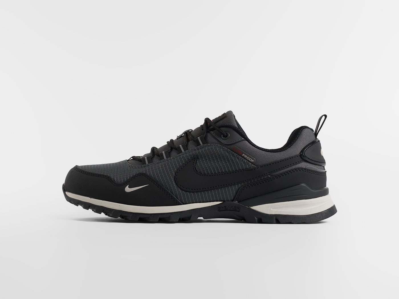 Кроссовки Nike