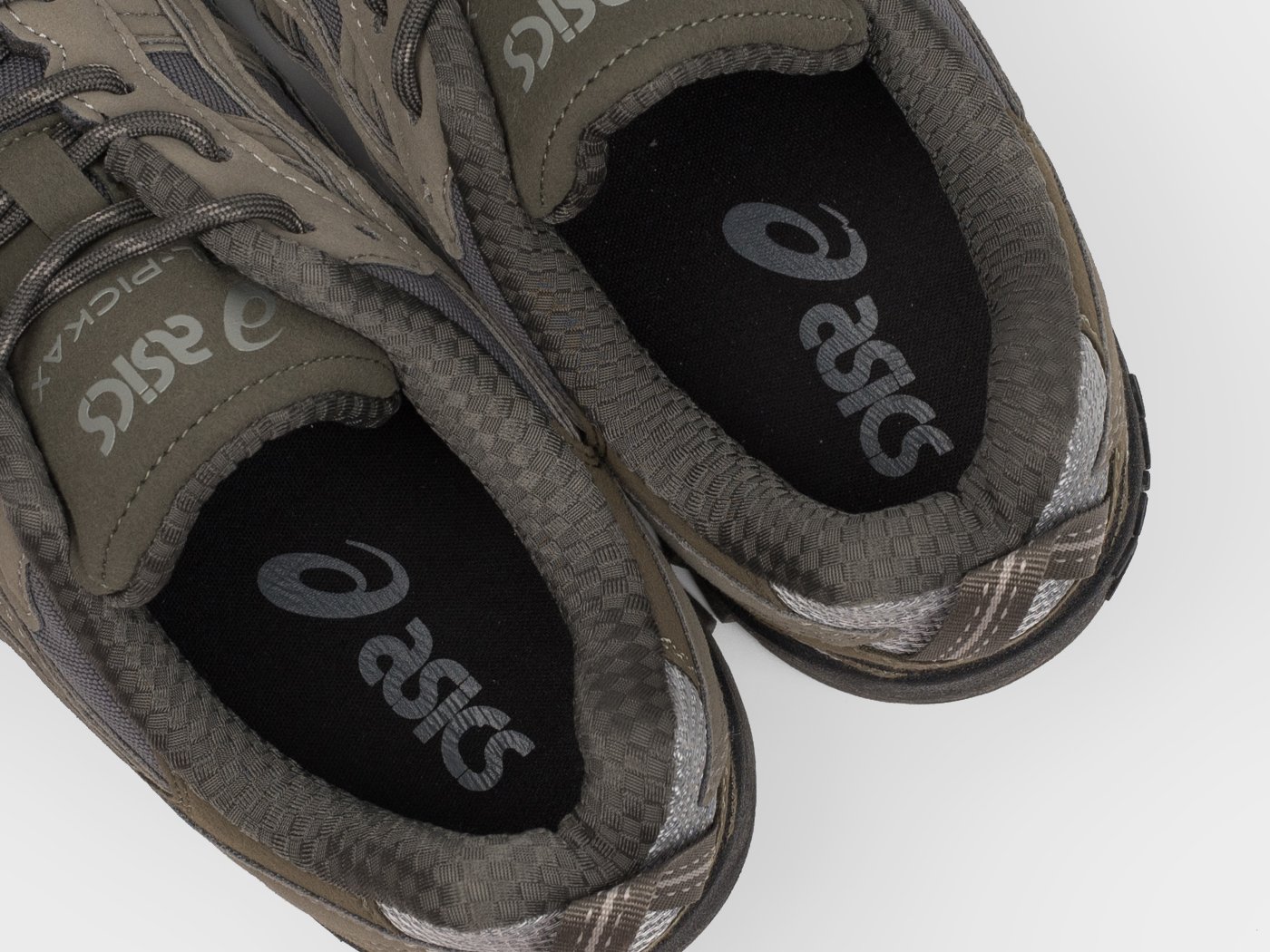 Кроссовки Asics GEL PICKAX