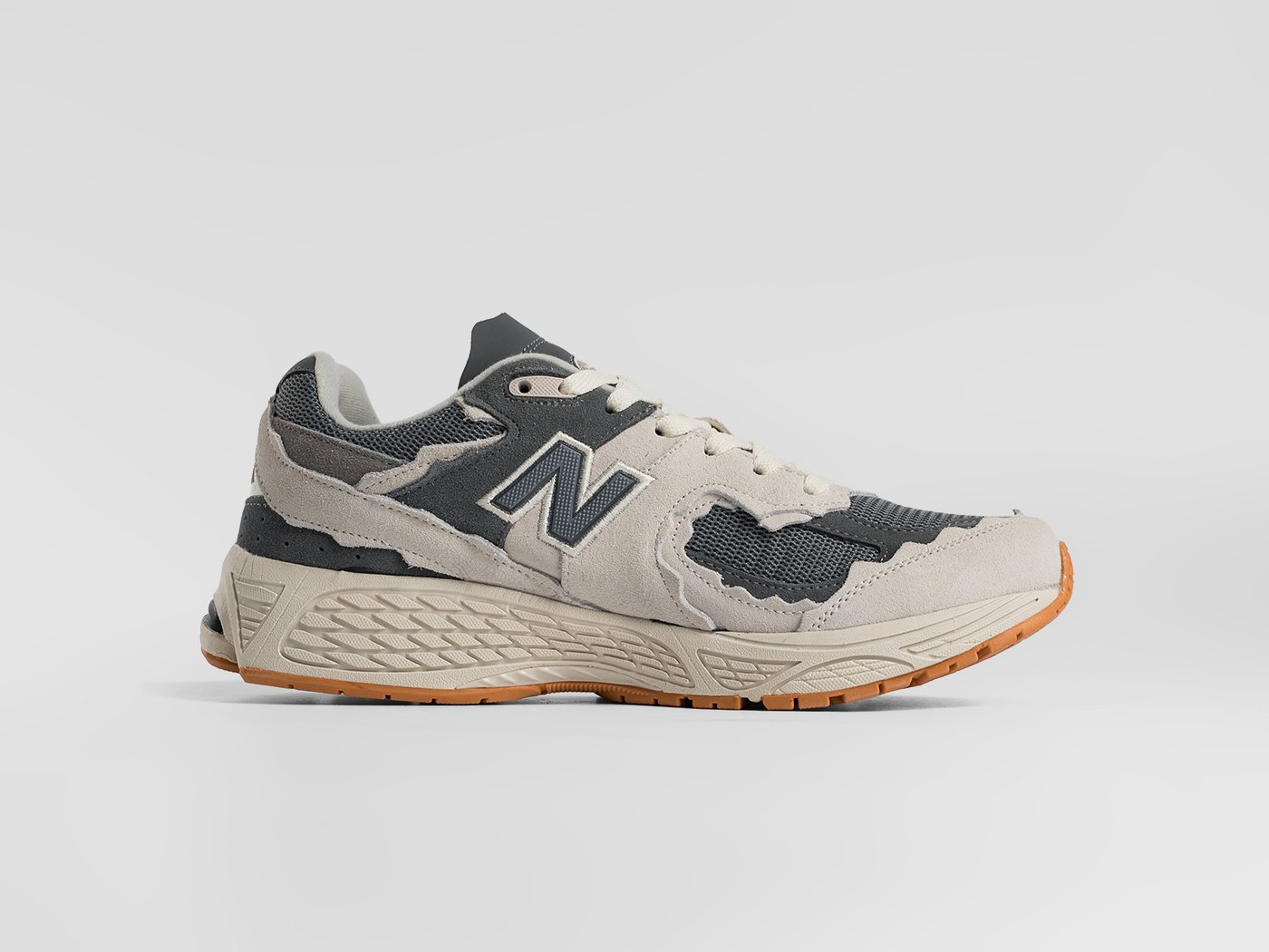 Кроссовки New Balance 2002R
