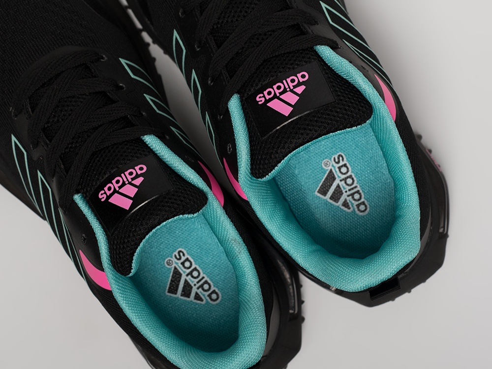 Кроссовки Adidas