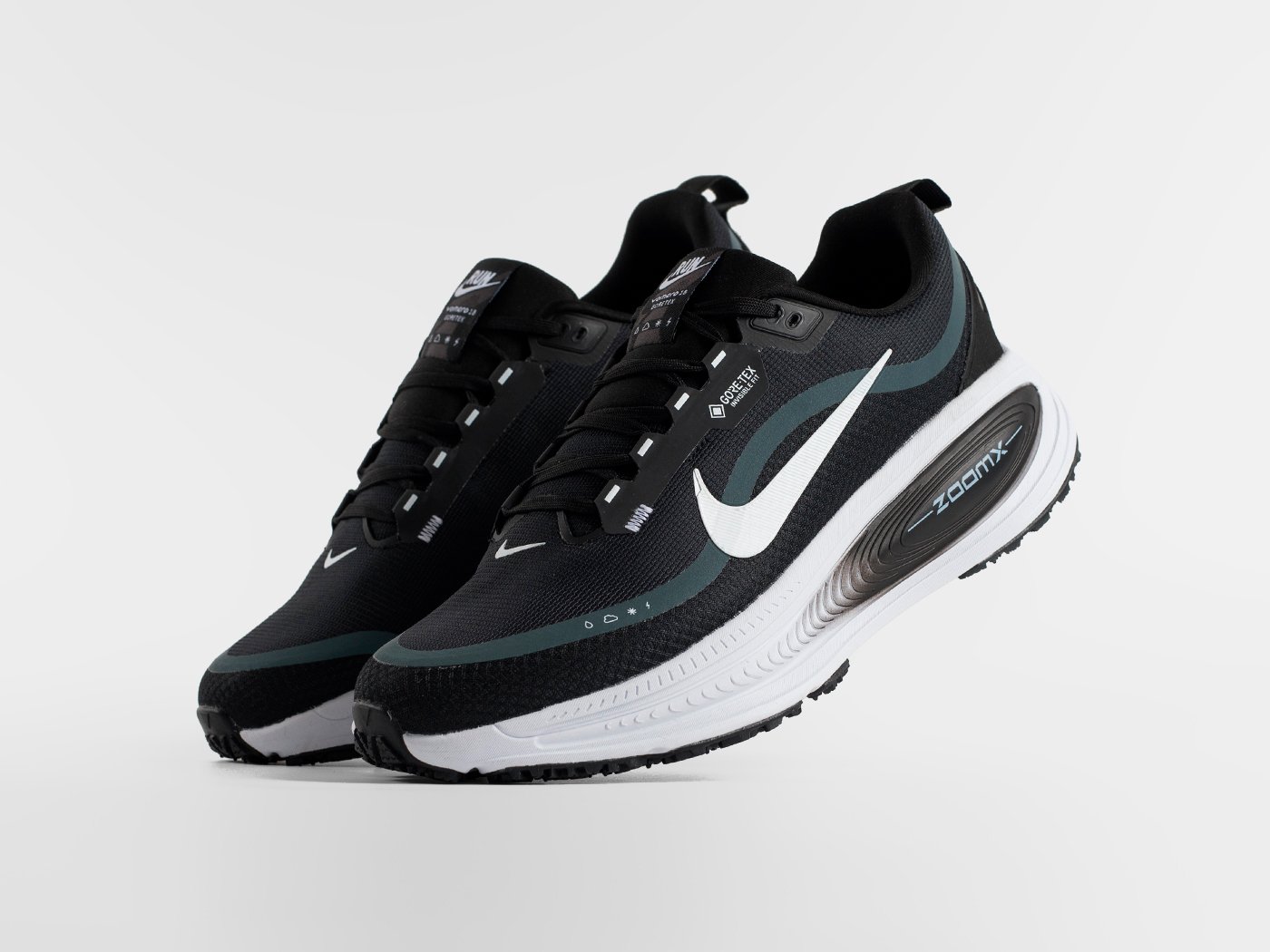 Кроссовки Nike Air Zoom Vomero 18