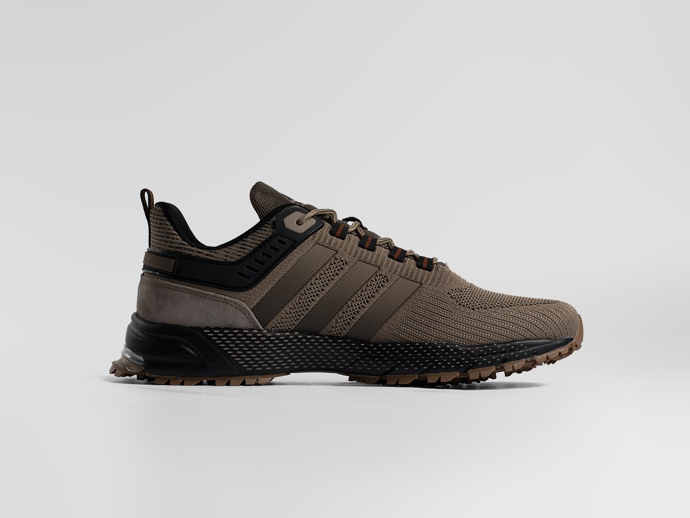 Кроссовки Adidas Marathon