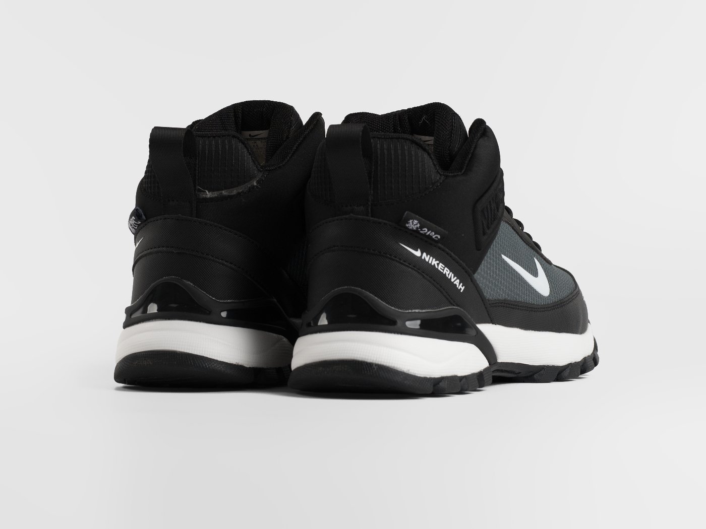 Зимние кроссовки Nike Rivah Mid