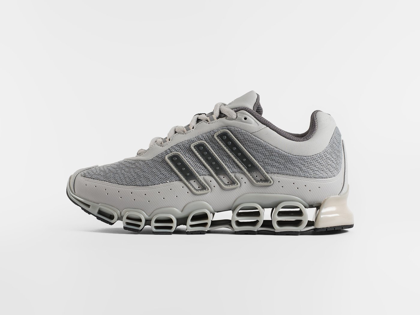 Кроссовки Adidas Megaride Pro