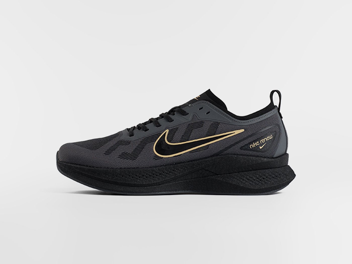 Кроссовки Nike Renew