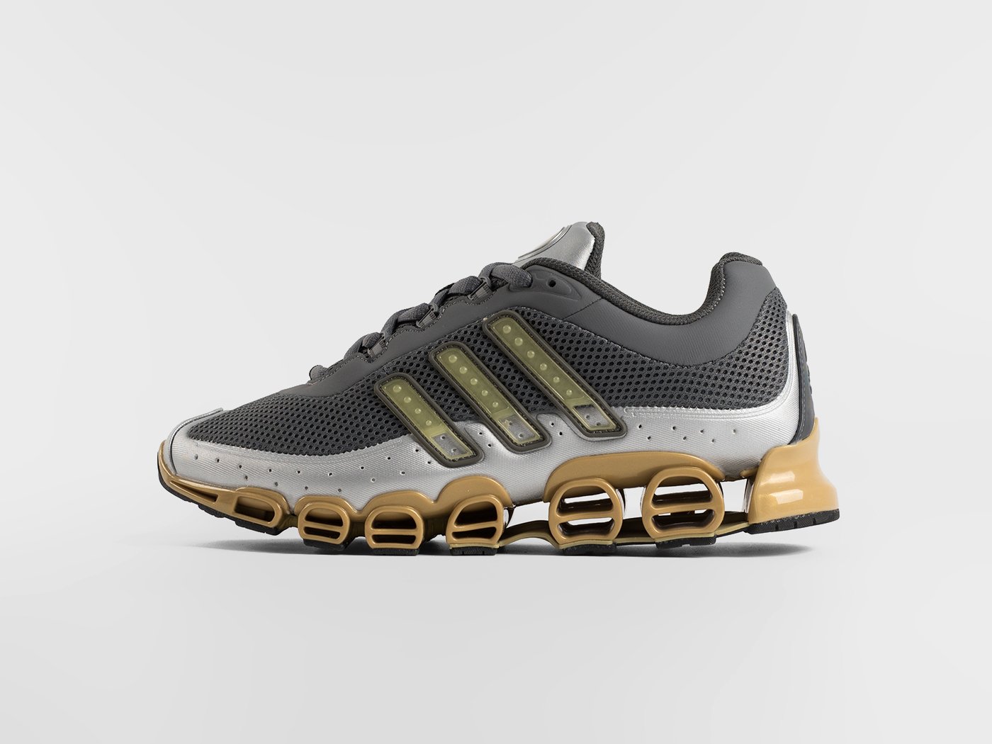 Кроссовки Adidas Megaride Pro