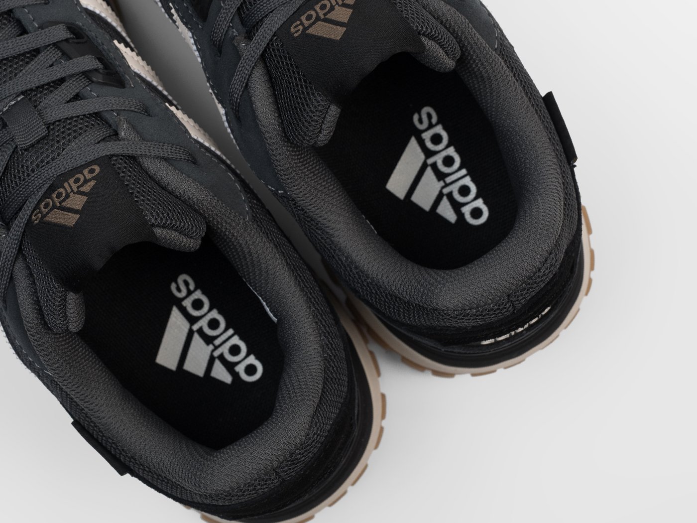 Кроссовки Adidas