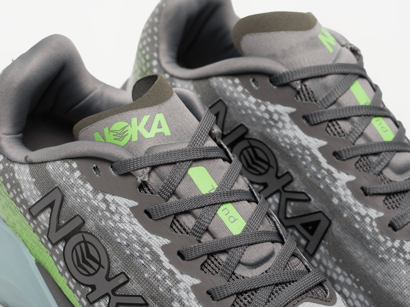Кроссовки Hoka Mach X