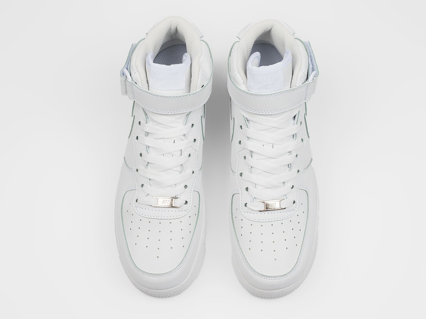 Кроссовки Nike Air Force 1 Mid