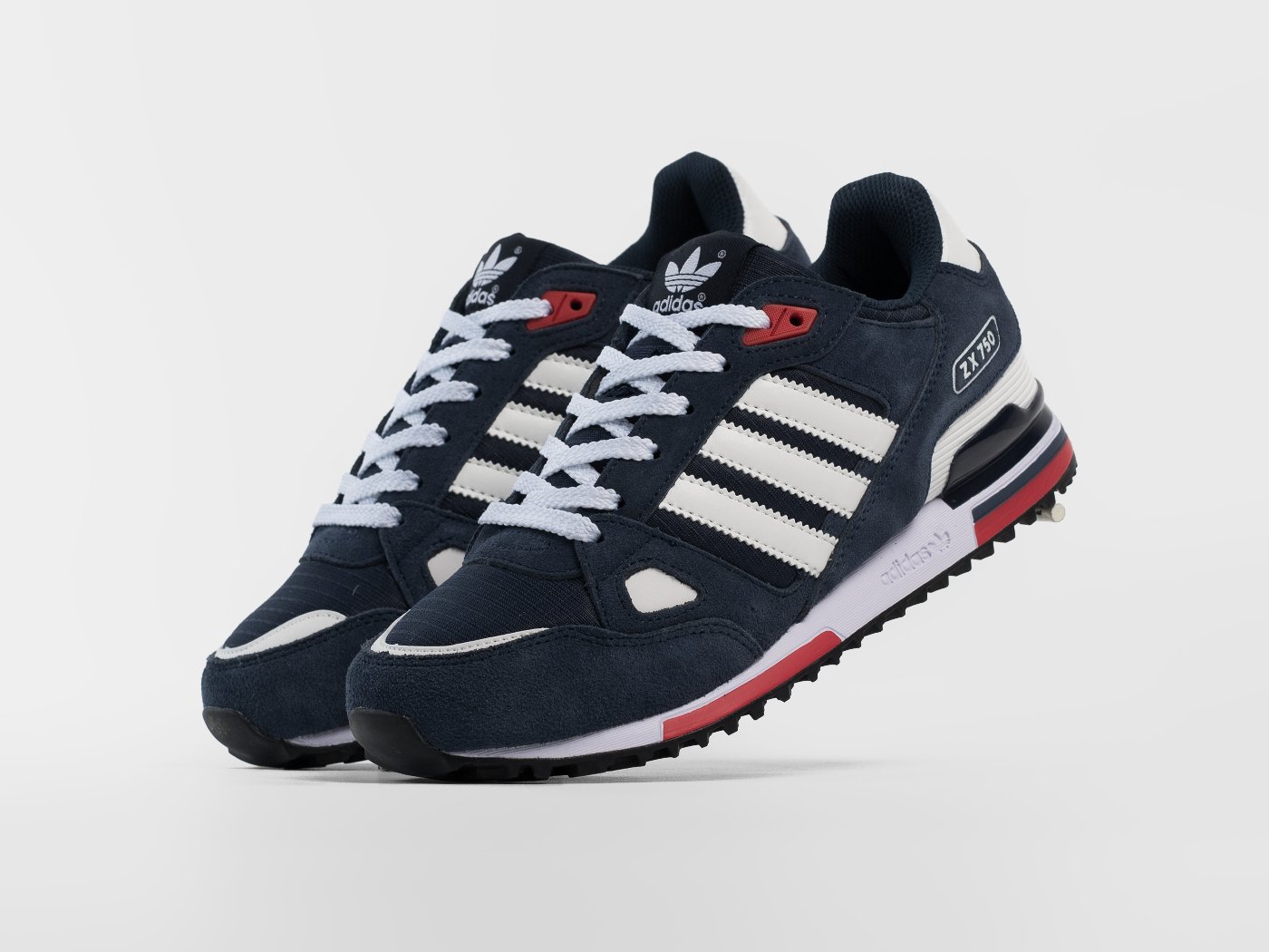 Кроссовки Adidas ZX 750