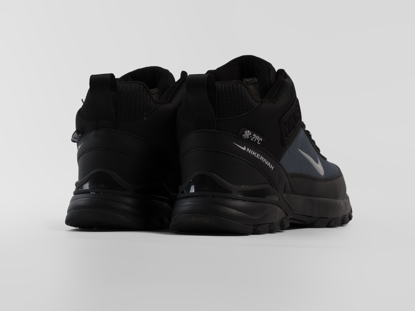 Зимние кроссовки Nike Rivah Mid