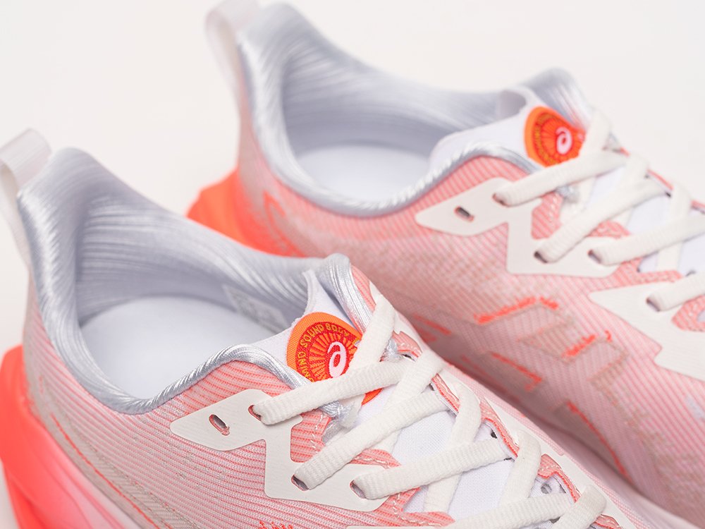 Кроссовки Asics Novablast 4
