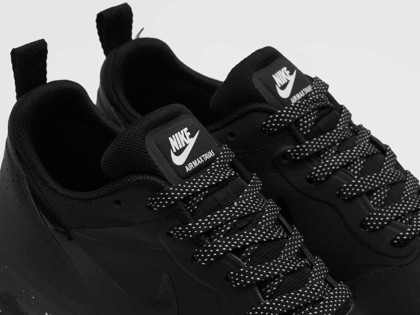Кроссовки Nike Air Max Tavas