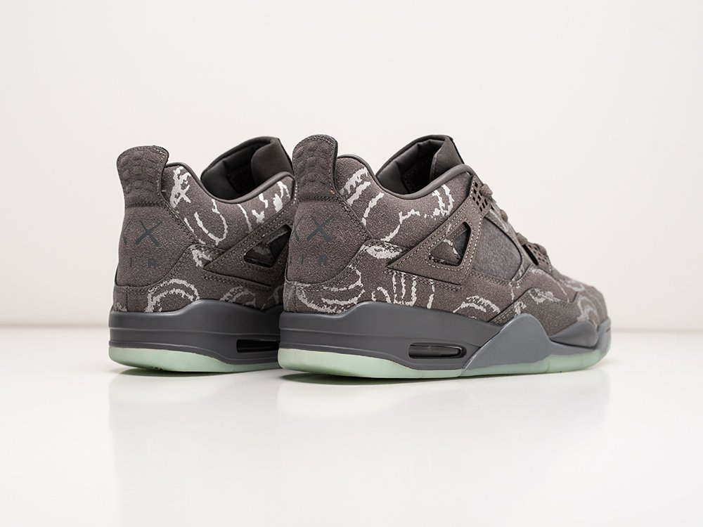 Кроссовки Kaws x Nike Air Jordan 4 Retro