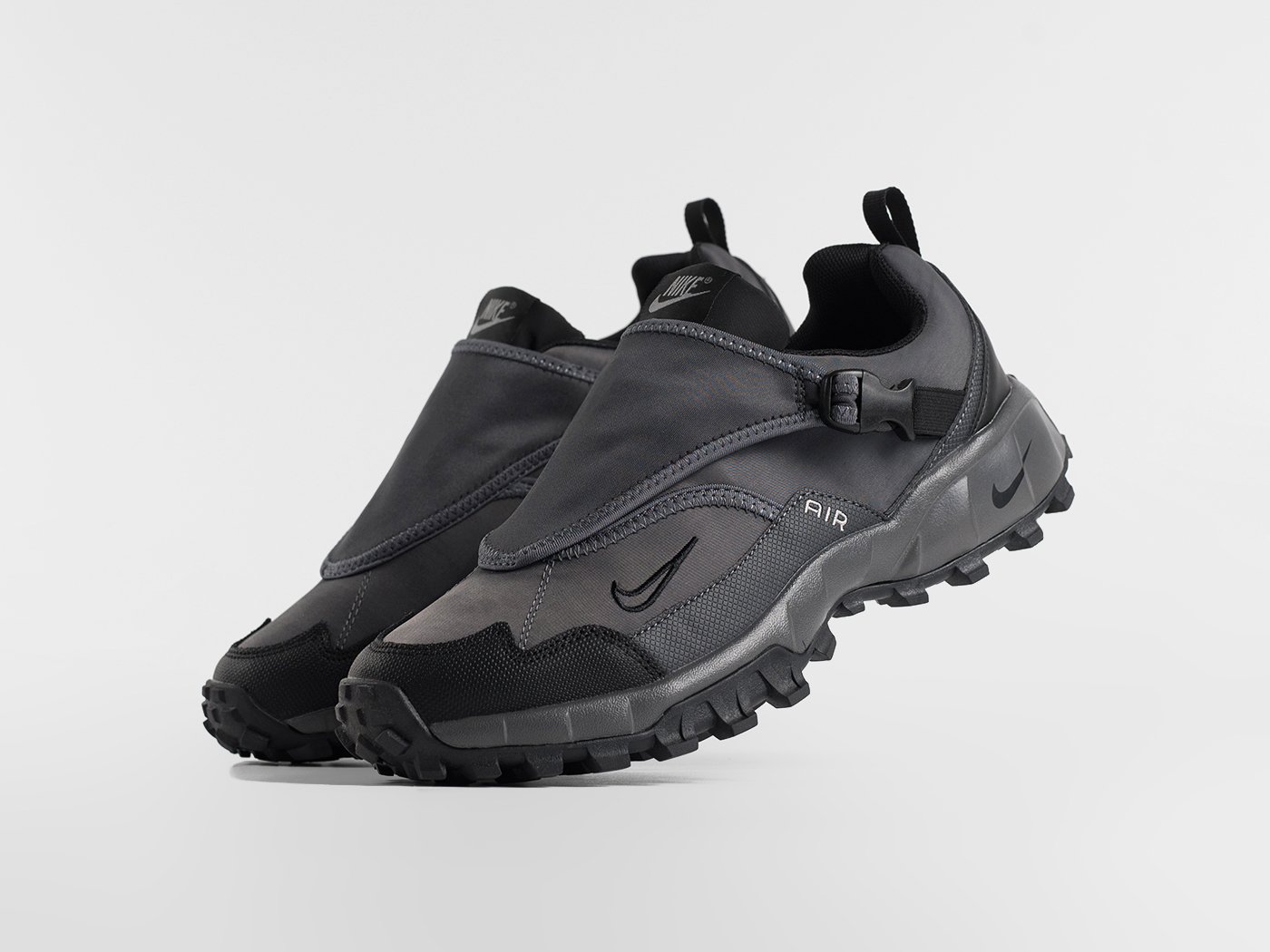 Кроссовки Nike ACG Phassad
