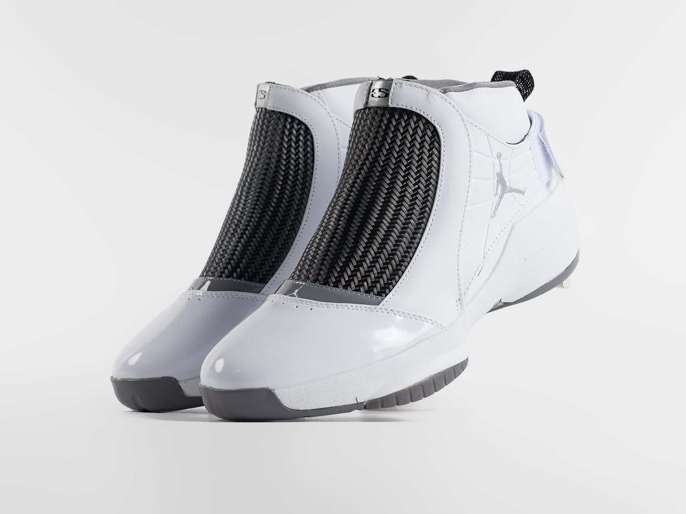 Кроссовки Nike Air Jordan 19