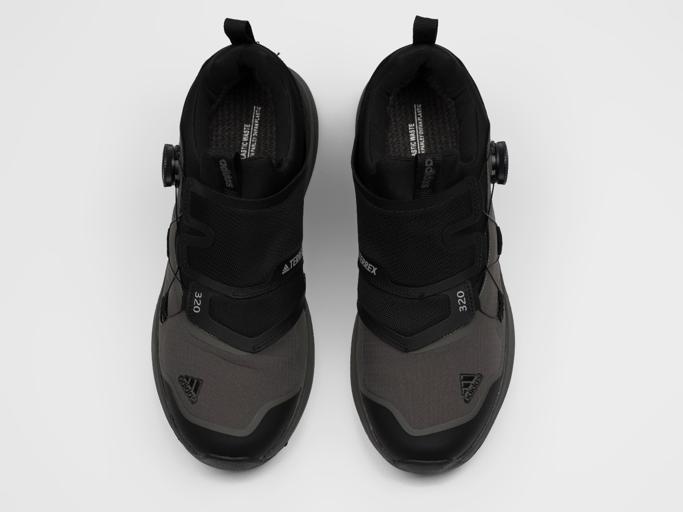 Кроссовки Adidas