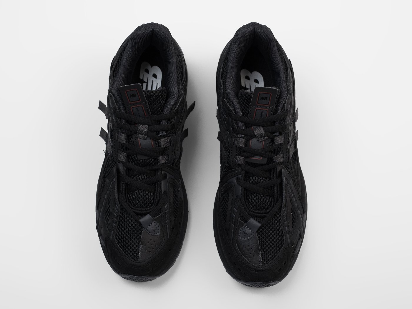 Кроссовки New Balance 1906A