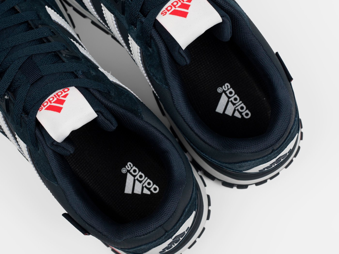Кроссовки Adidas