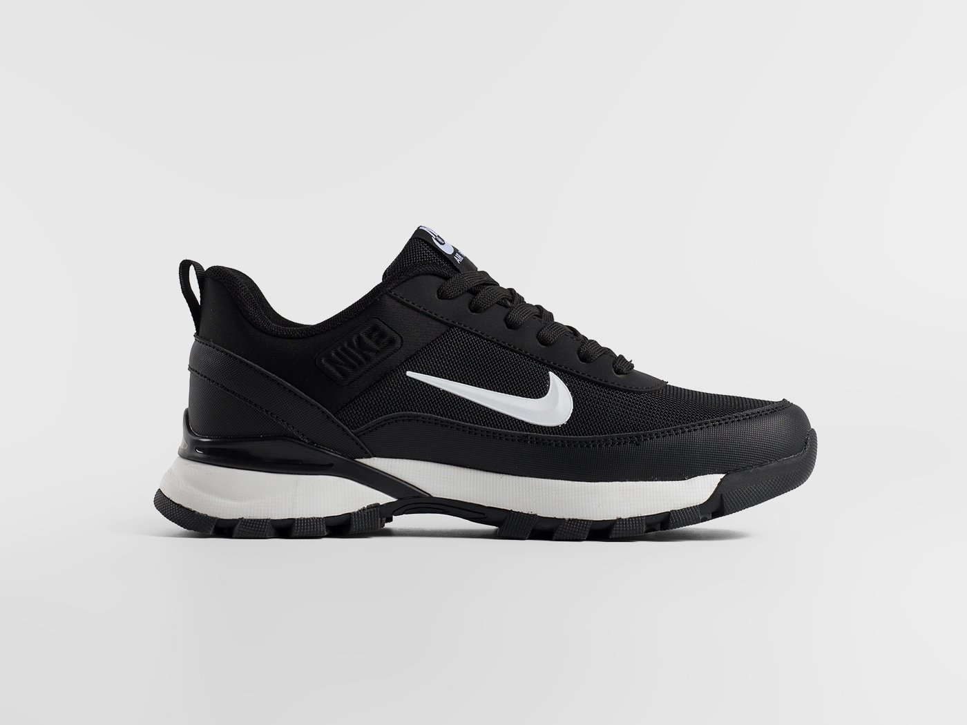Кроссовки Nike Rivah Low