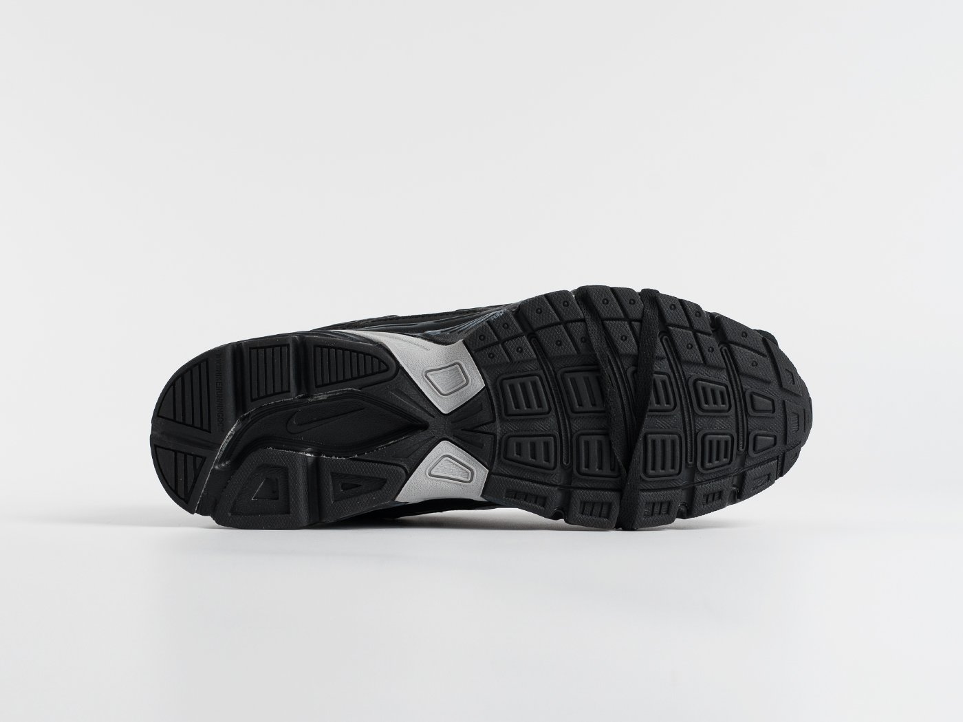Кроссовки Nike Initiator