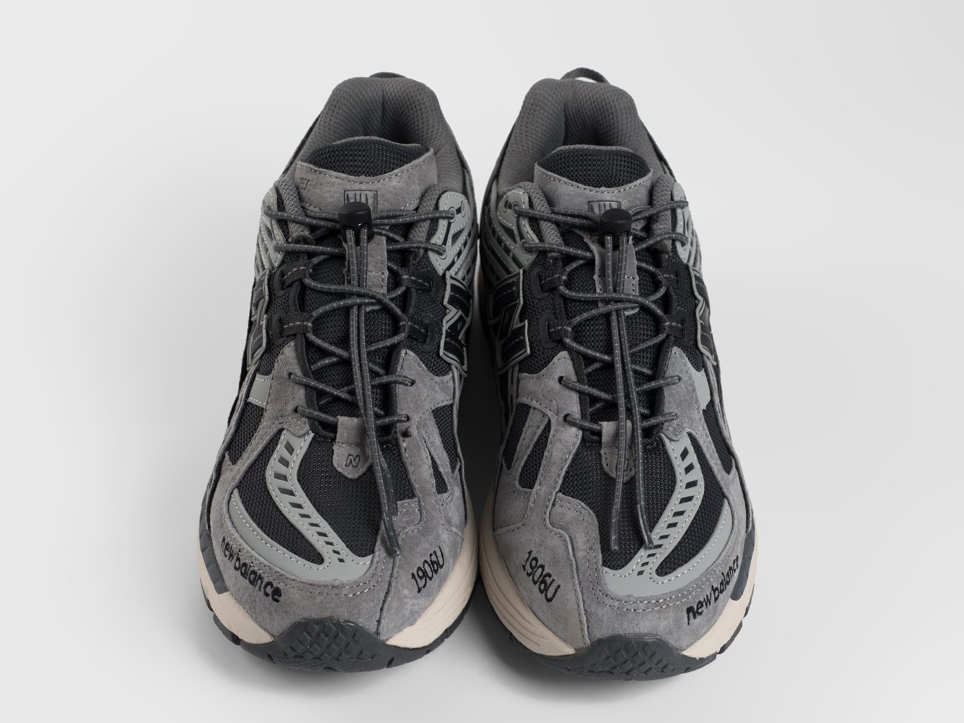Кроссовки New Balance 1906U
