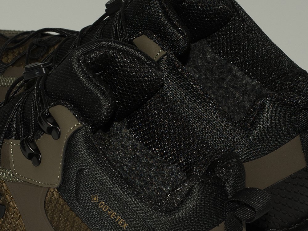 Зимние кроссовки Nike ACG Mountain Fly Mid