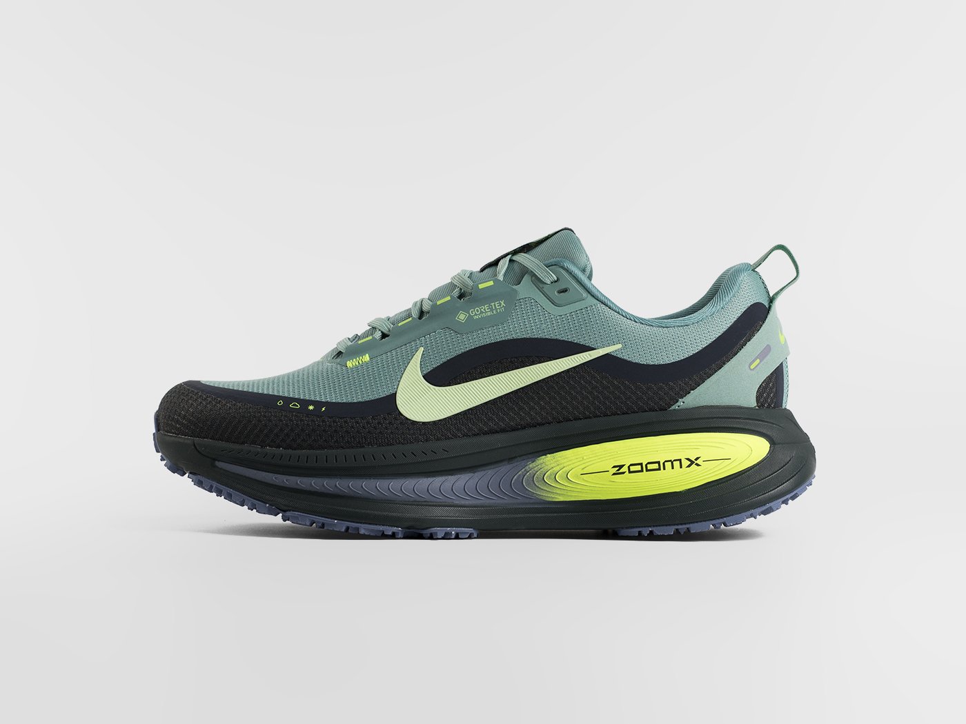 Кроссовки Nike Air Zoom Vomero 18