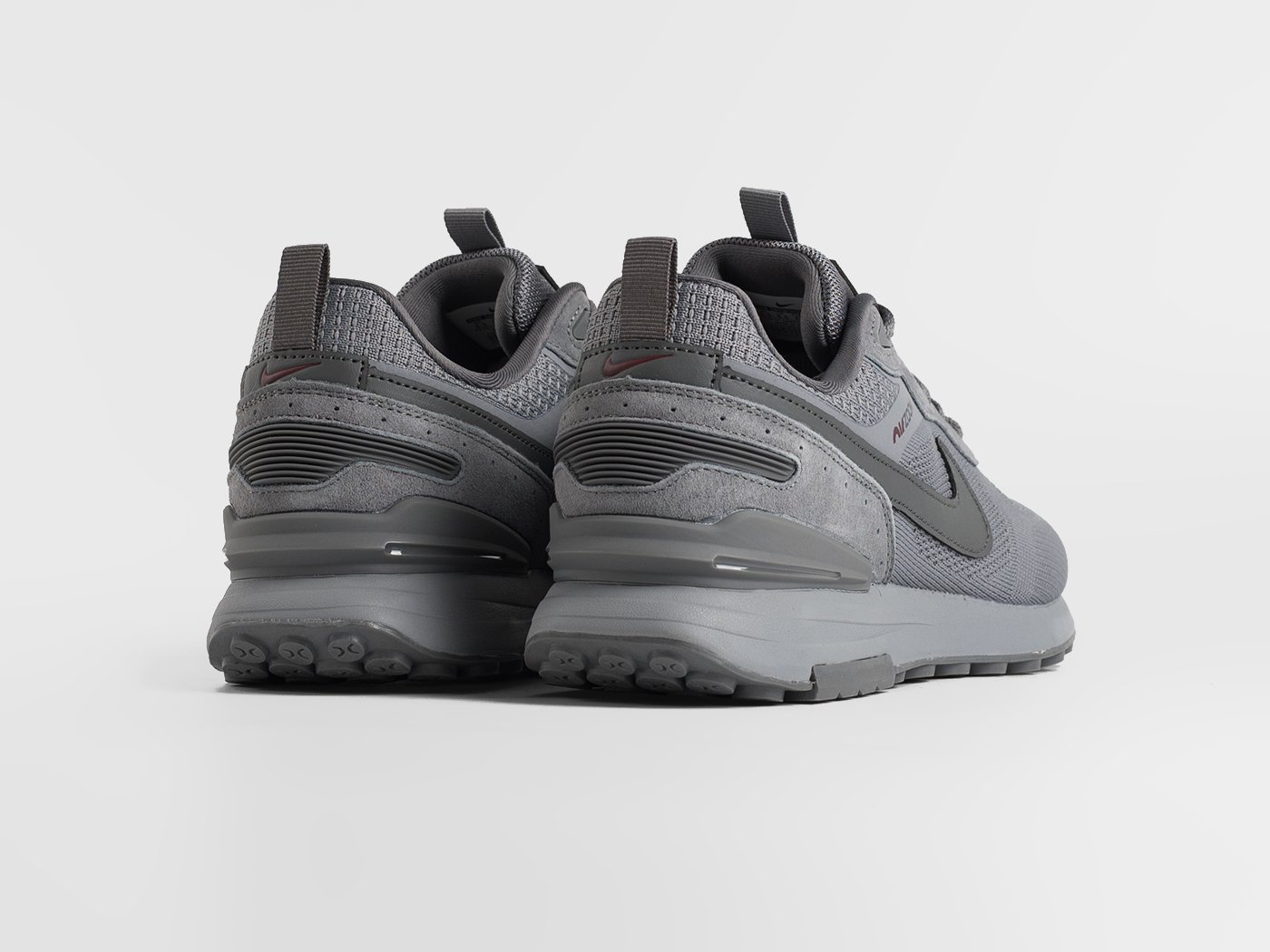 Кроссовки Nike