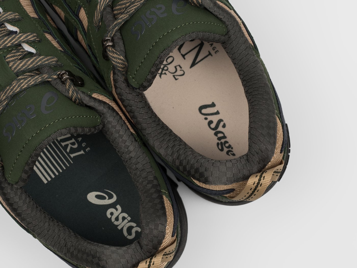 Кроссовки Asics GEL PICKAX