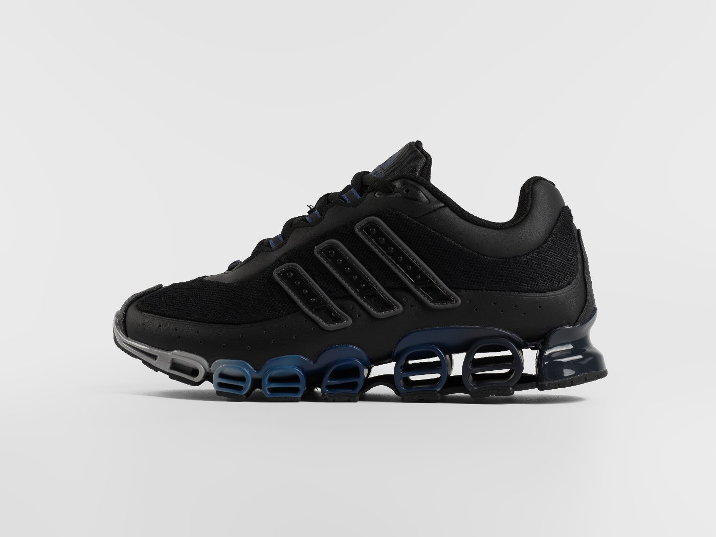 Кроссовки Adidas Megaride Pro