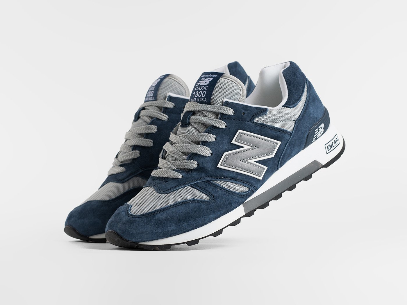 Кроссовки New Balance 1300