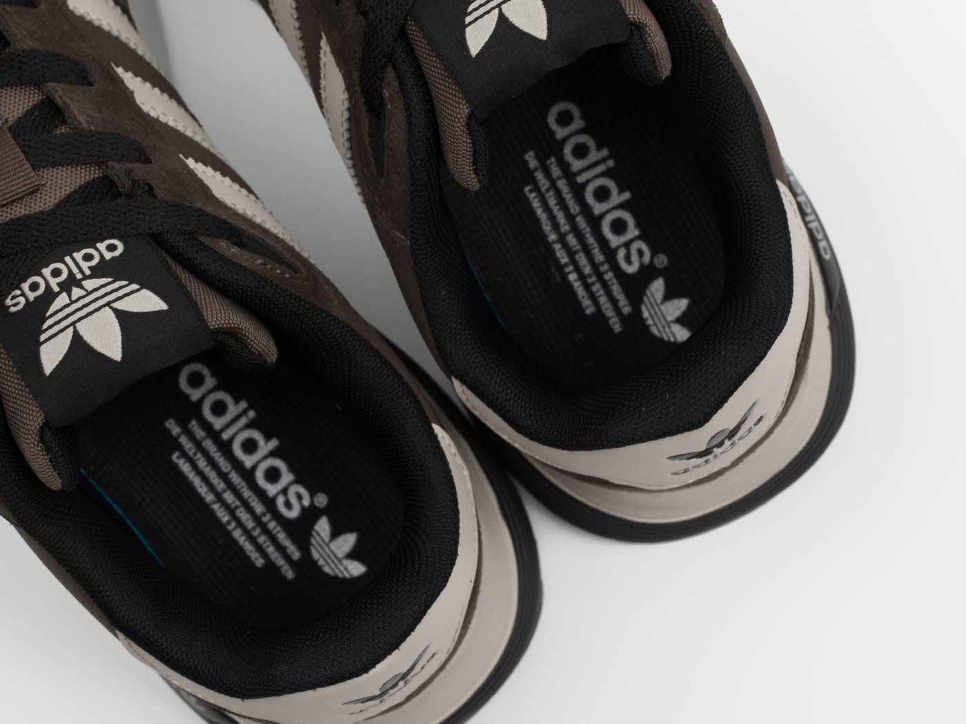Кроссовки Adidas Retropy F2