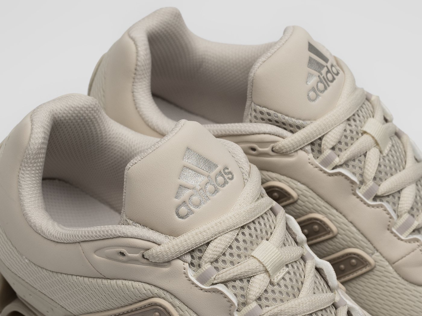 Кроссовки Adidas Megaride Pro