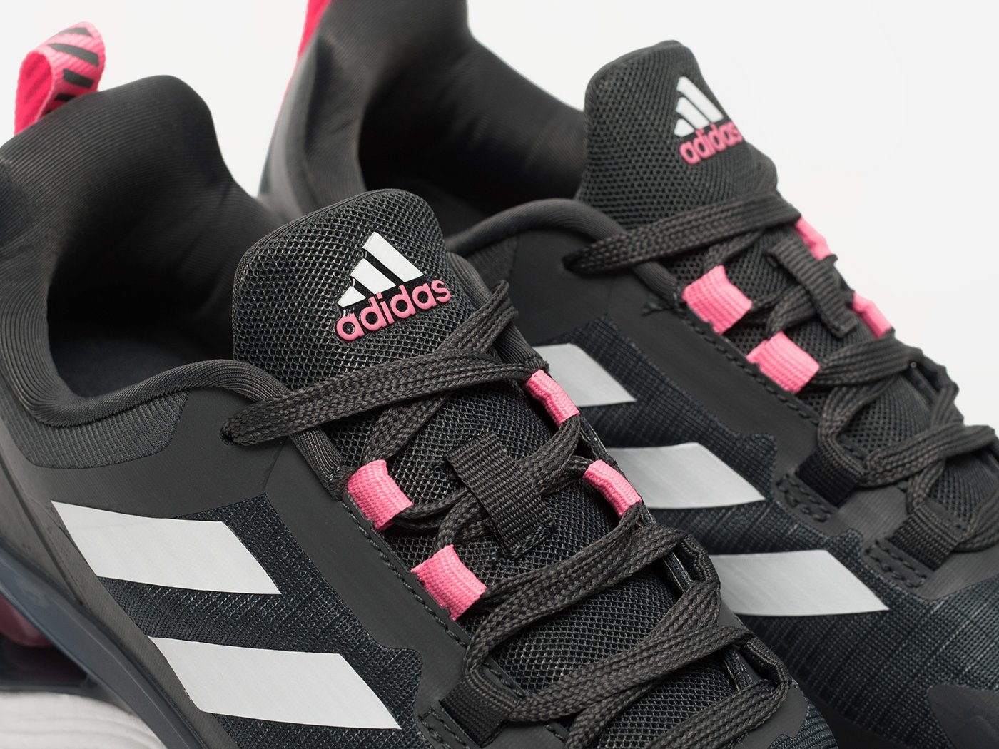 Кроссовки Adidas