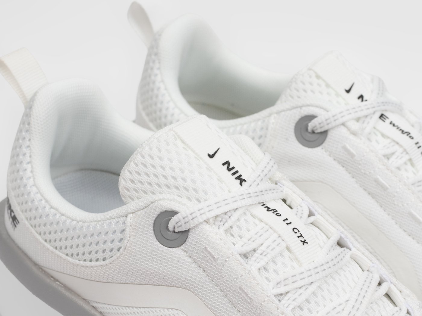 Кроссовки Nike Air WinFlo 11
