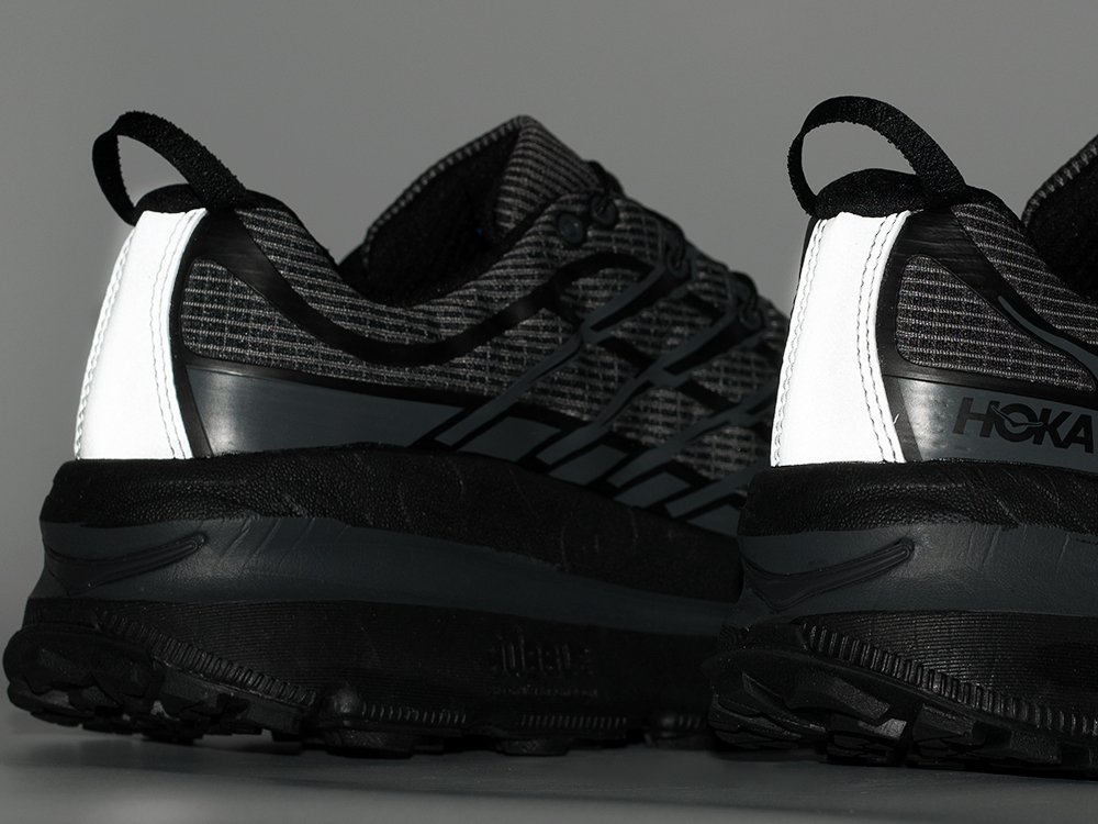 Кроссовки Hoka One One
