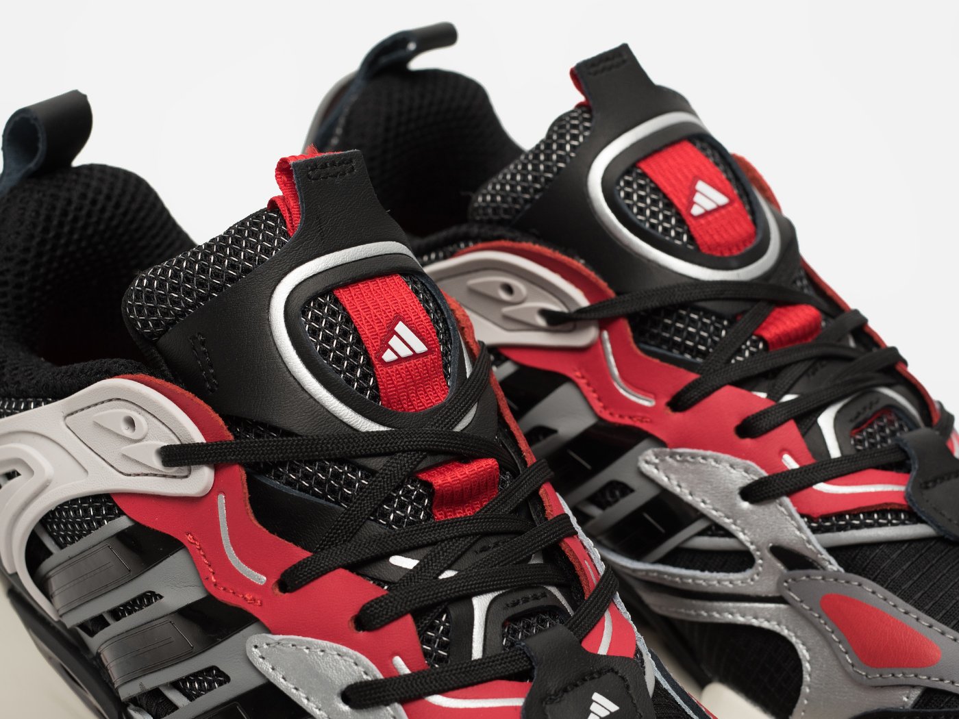 Кроссовки Adidas Vento XLG Deluxe