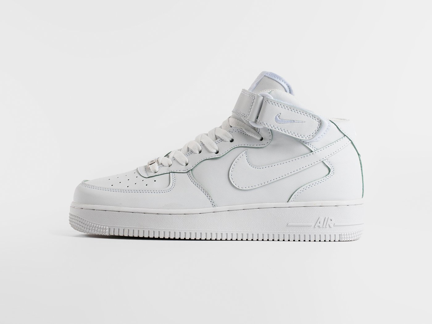 Кроссовки Nike Air Force 1 Mid